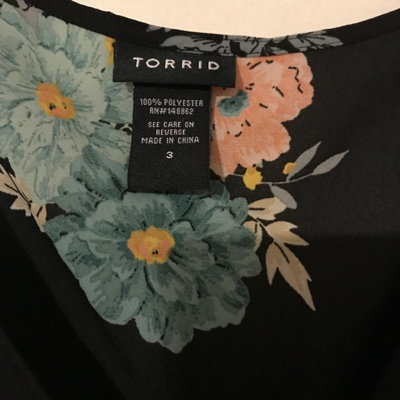 Torrid Floral Print Georgette Button Front Top -3X - Picture 5 of 5